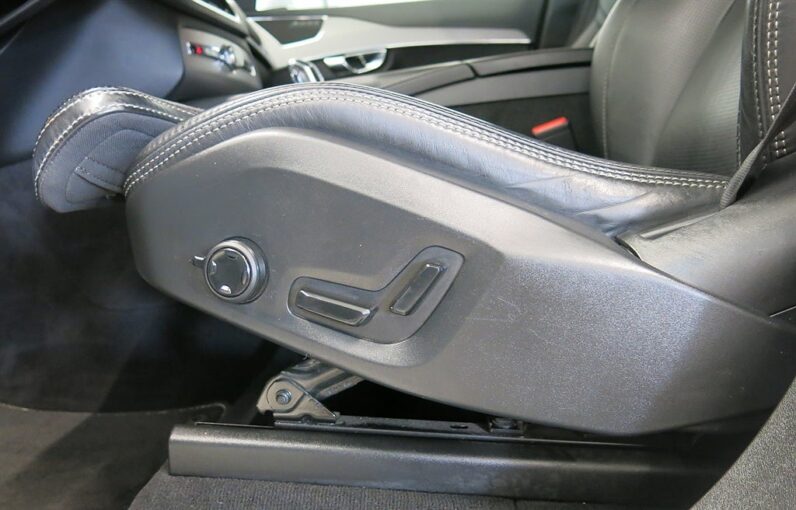 
								2019 Volvo XC90 T8 AWD TE R-Design 7 Seats Air suspension Leather full									