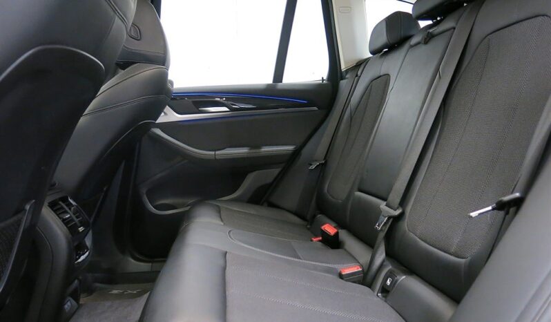 
								2021 BMW X3 xDrive 20d 190hp Aut. Navi V-Wheel full									