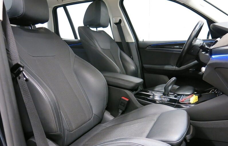 
								2021 BMW X3 xDrive 20d 190hp Aut. Navi V-Wheel full									