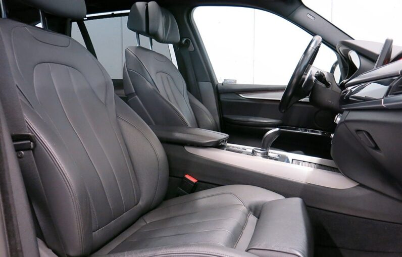 
								2014 BMW X5 M50d xDrive 381hp Navi V-Wheels full									