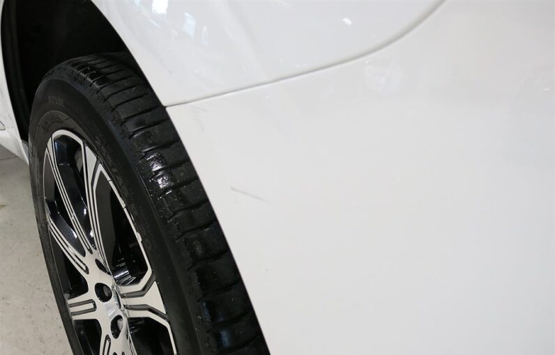 
								2022 Volvo XC60 T6 AWD PHEV B 340hp Leather Panorama full									