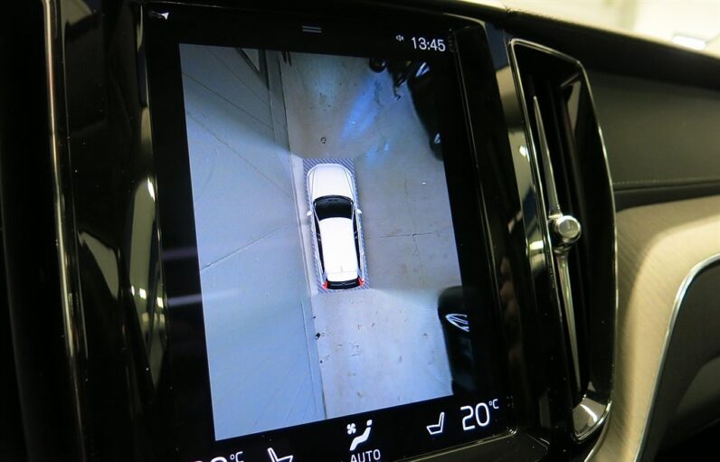 
								2022 Volvo XC60 T6 AWD PHEV B 340hp Leather Panorama full									