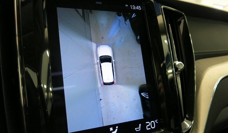 
								2022 Volvo XC60 T6 AWD PHEV B 340hp Leather Panorama full									