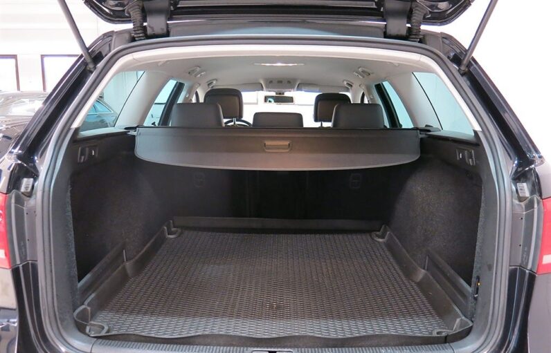 
								2014 Volkswagen Passat 2.0 TDI 170hp DSG Leather full									