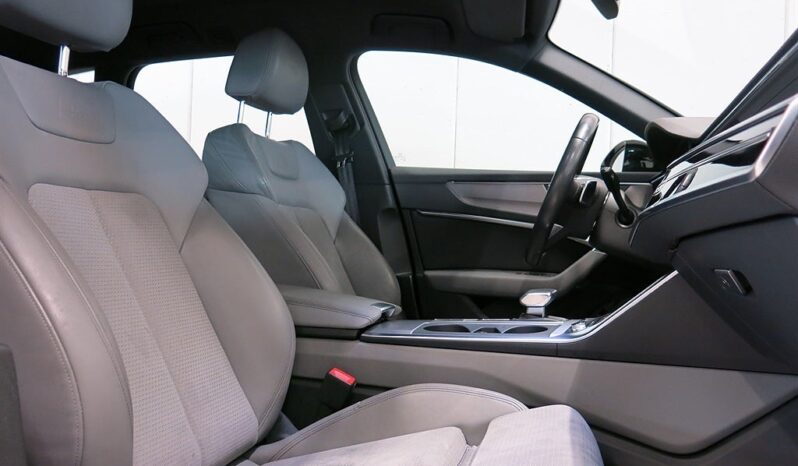 
								2021 Audi A6 40 TDI Quattro 204hp S Line V-Wheel Heater Aut full									